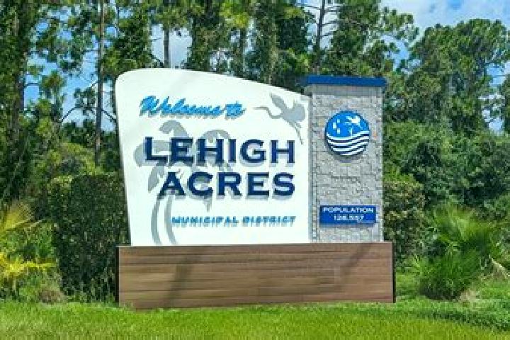 escort Lehigh Acres