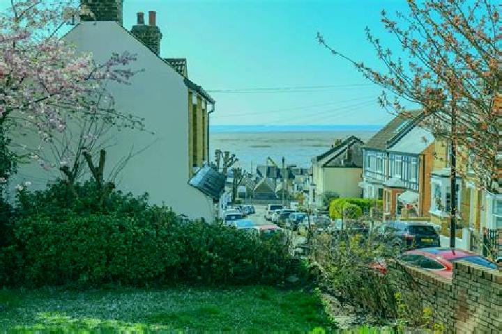 escort Leigh-on-Sea