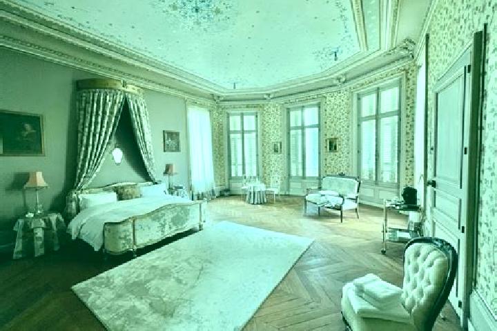 escort Les Villettes