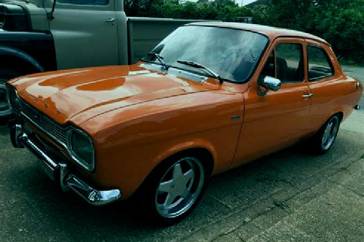 escort Leuben