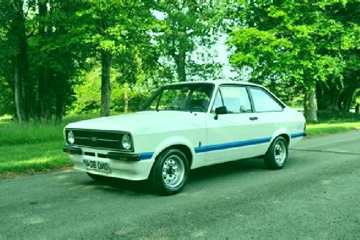 escort Linau