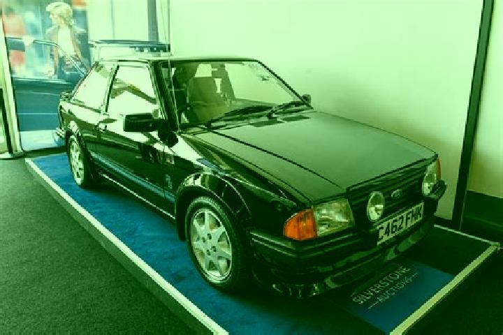 escort Linthwaite