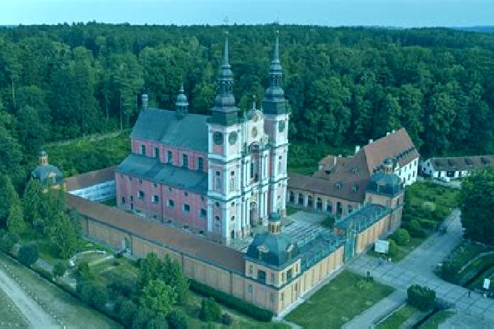 escort Lipka