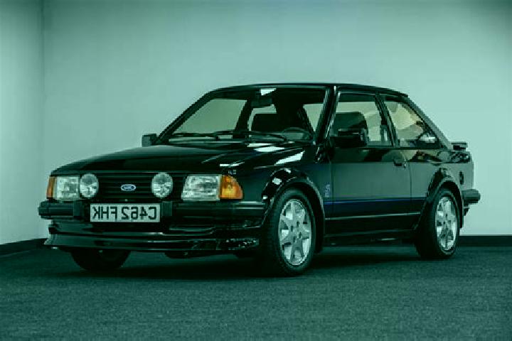 escort Livernon