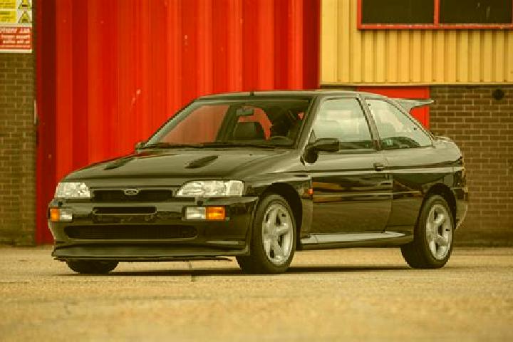 escort Llandyrnog