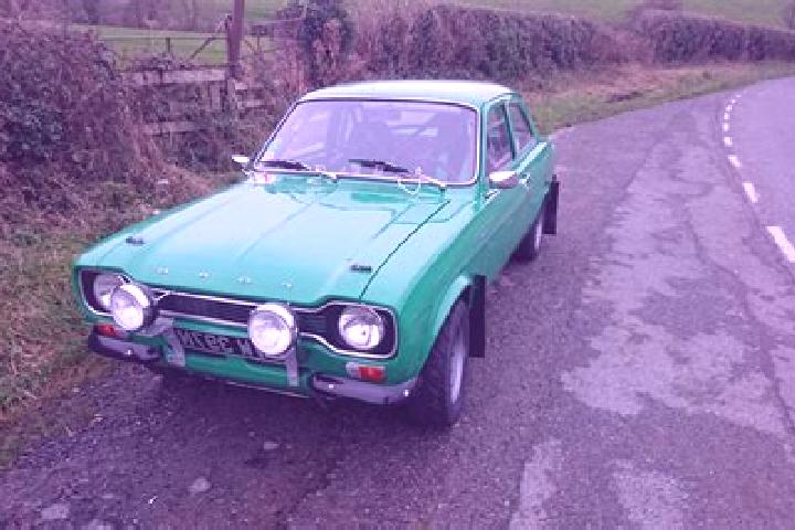 escort Llangefni