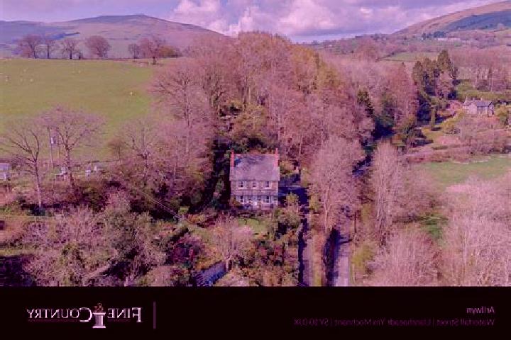 escort Llanrhaeadr-ym-Mochnant