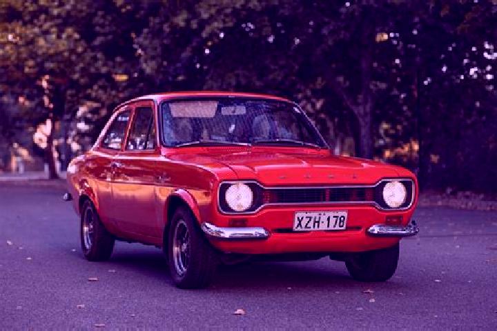 escort Loch Sport