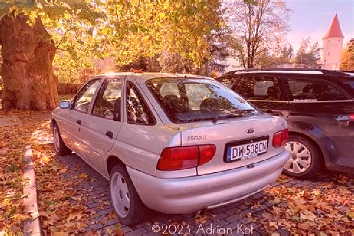 escort Lomuvatka