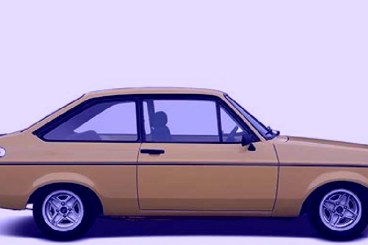 escort Louholo