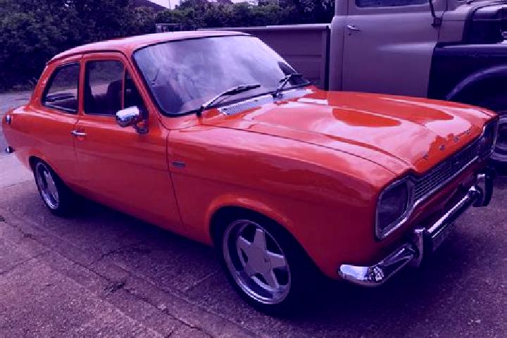 escort Lovedale