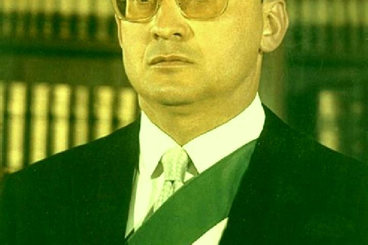 escort Luis Echeverria Alvarez