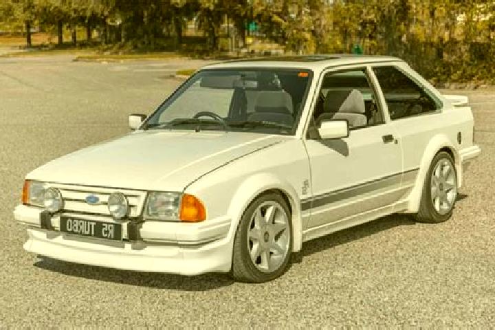 escort Lunebach