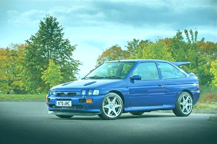 escort Luttange