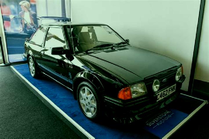 escort Lymburn