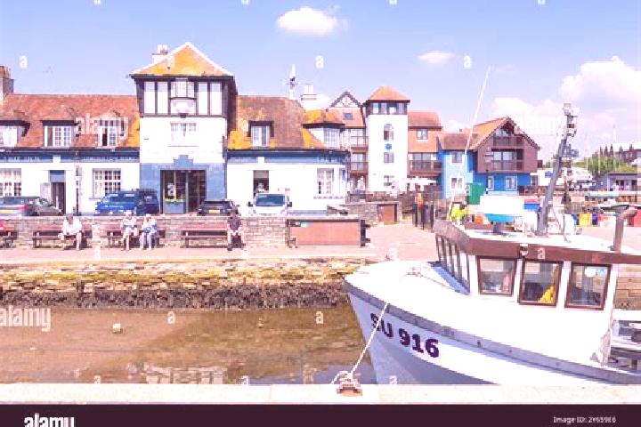 escort Lymington