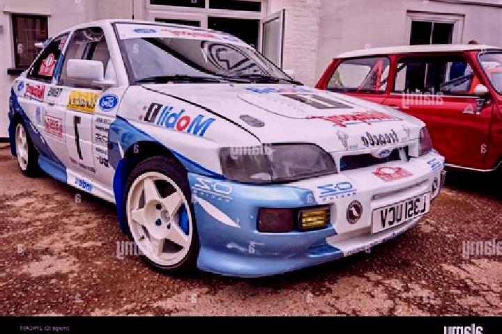 escort Macleod