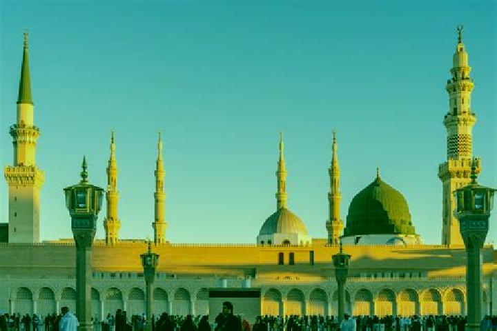escort Madina Tunjang
