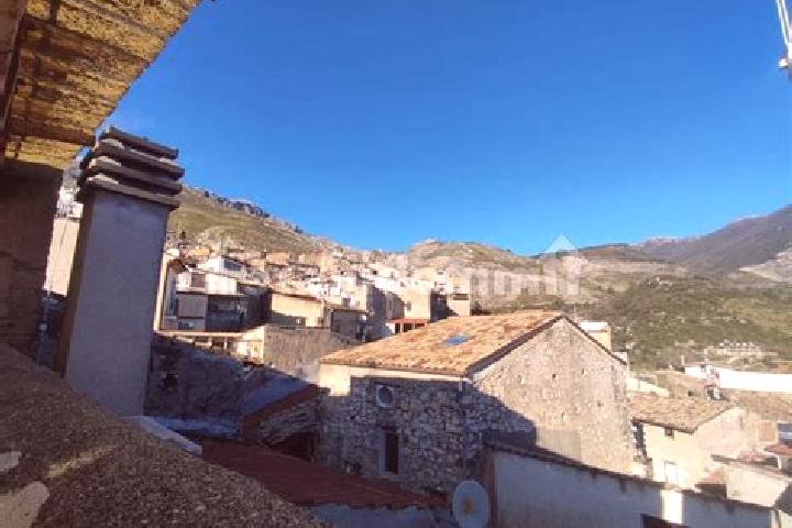 escort Maranola-Trivio