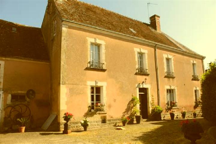 escort Mauves-sur-Huisne