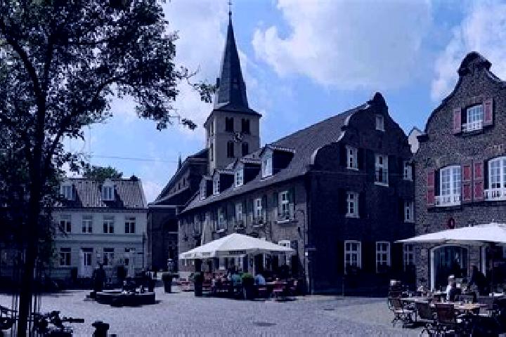 escort Meerbusch