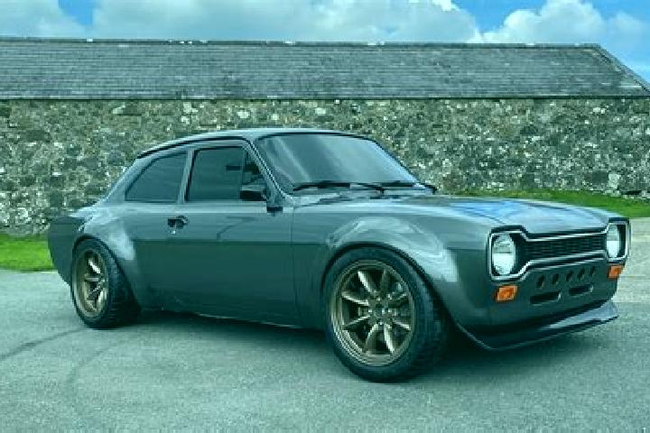 escort Meltham