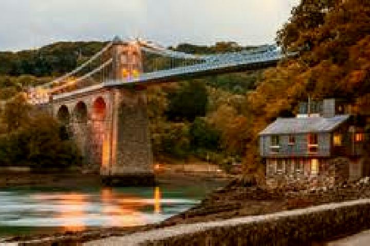 escort Menai Bridge