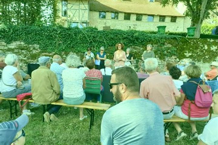 escort Messey-sur-Grosne