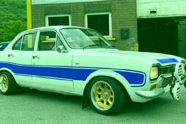 escort Miesenbach