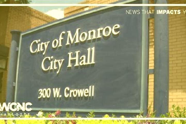 escort Monroe City