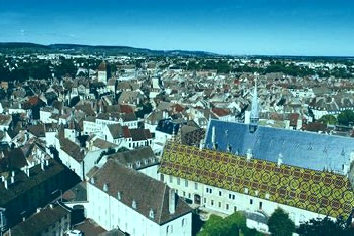 escort Montagny-les-Beaune