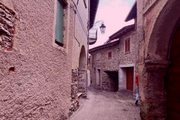 escort Montegrino Valtravaglia
