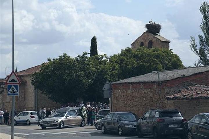 escort Monterrubio de Armuna