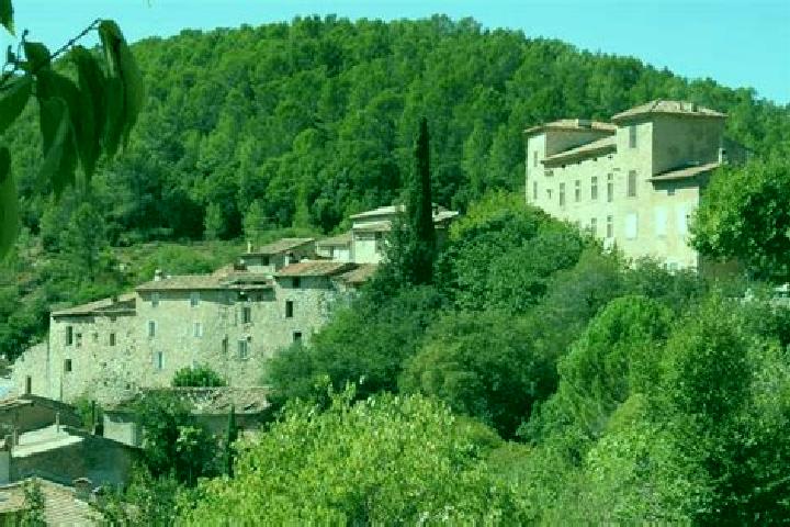 escort Montfort-sur-Argens