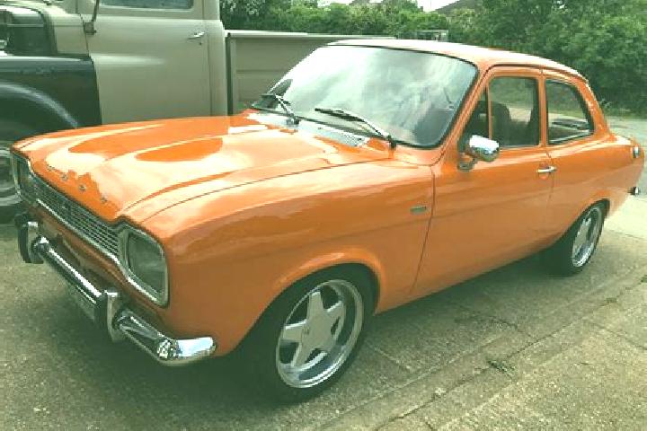 escort Montgermont
