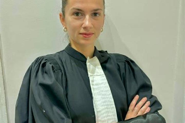escort Montreuil-l Argille