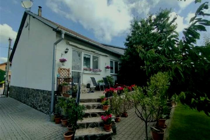 escort Moravsky Svaety Jan