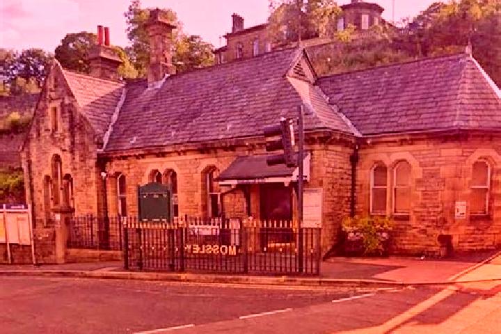 escort Mossley Hill