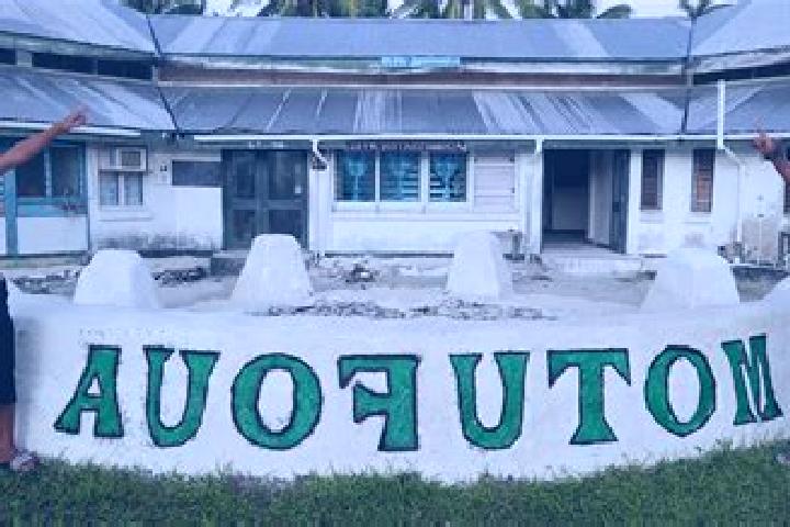 escort Motufoua School