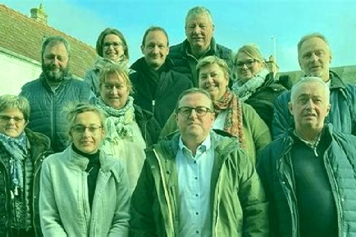 escort Moulins-la-Marche