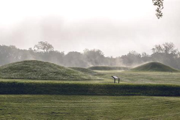 escort Mound City