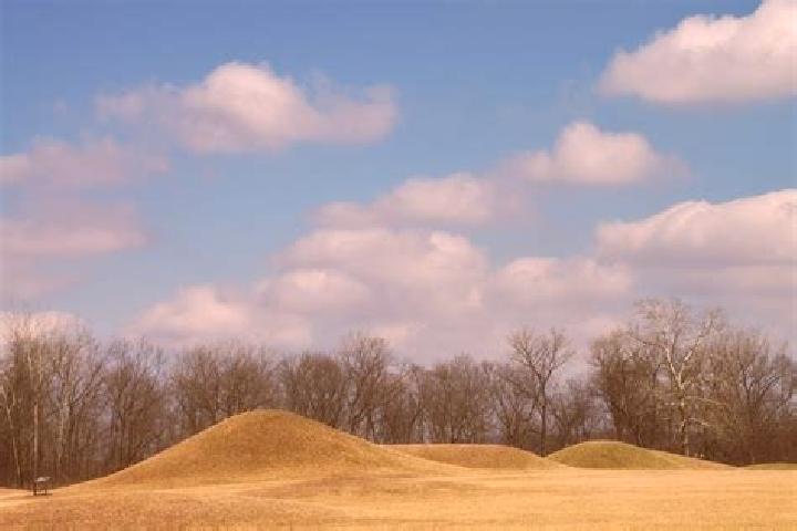 escort Mounds