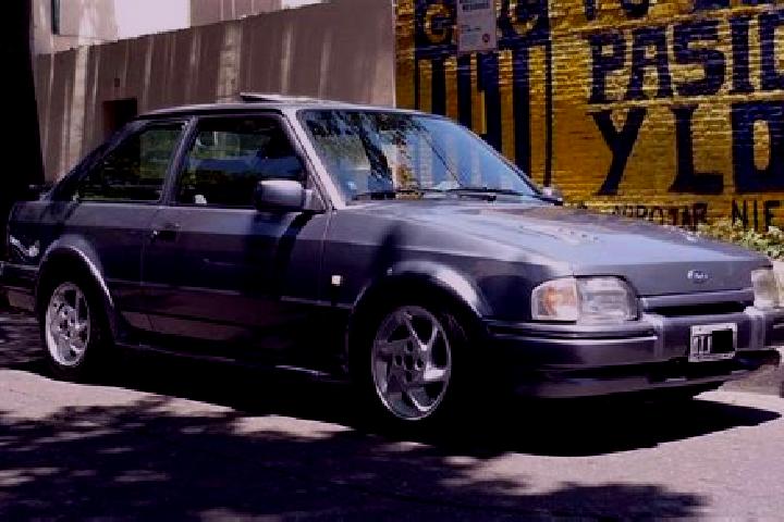 escort Mouxy