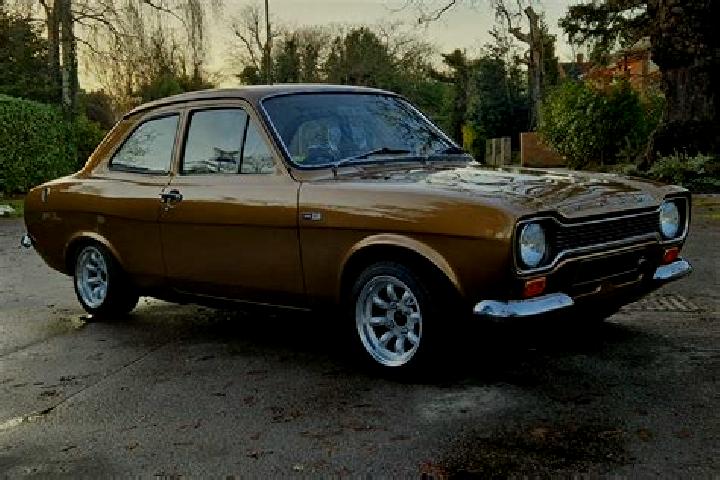 escort Mouzeil