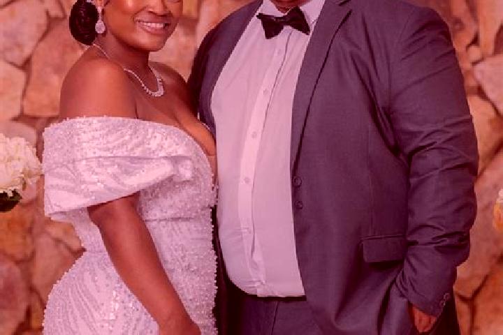 escort Mphaki