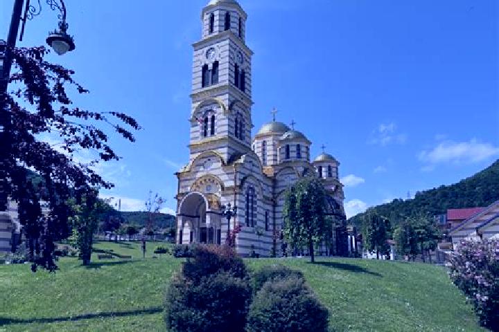 escort Mrkonjic Grad