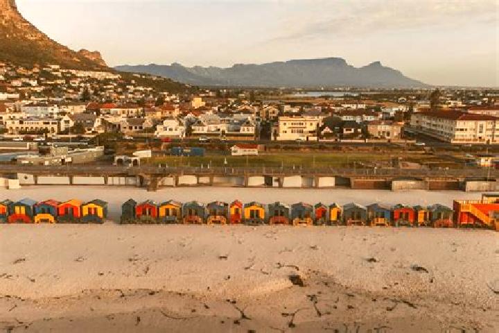 escort Muizenberg