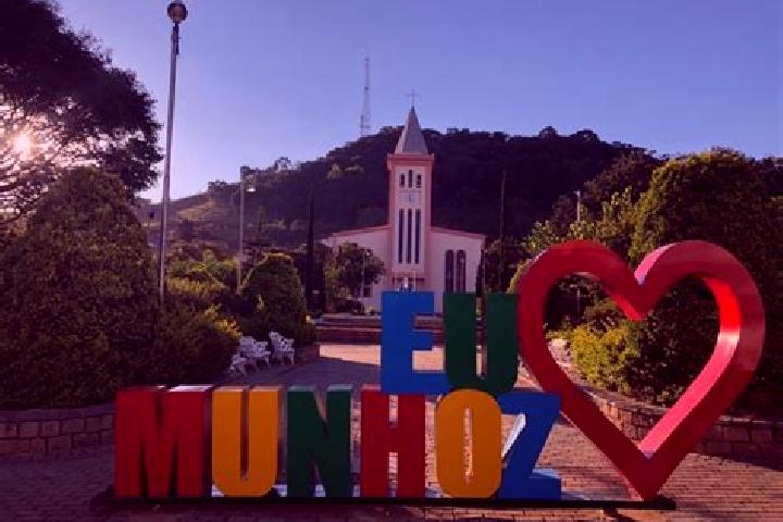escort Munhoz de Melo
