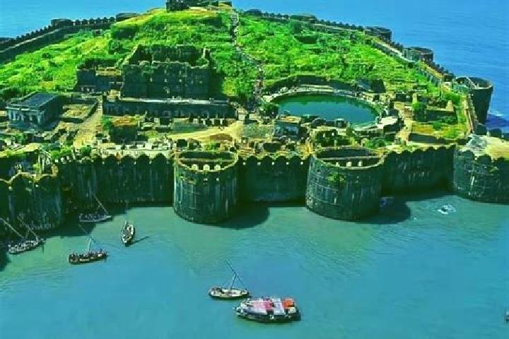 escort Murud
