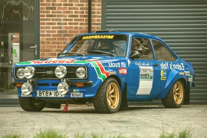 escort Myrsini